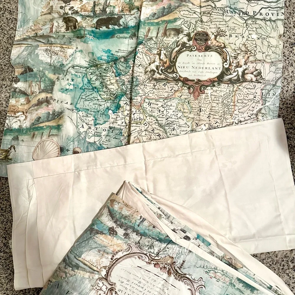 Pottery Barn World Map Duvet Cover & Shams. Blue and Cream King/CAL King